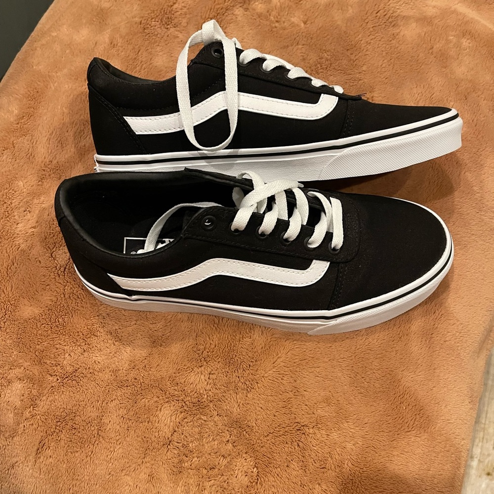 Womens old school Vans